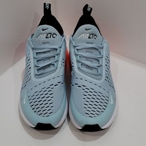 Nike Air Max 270